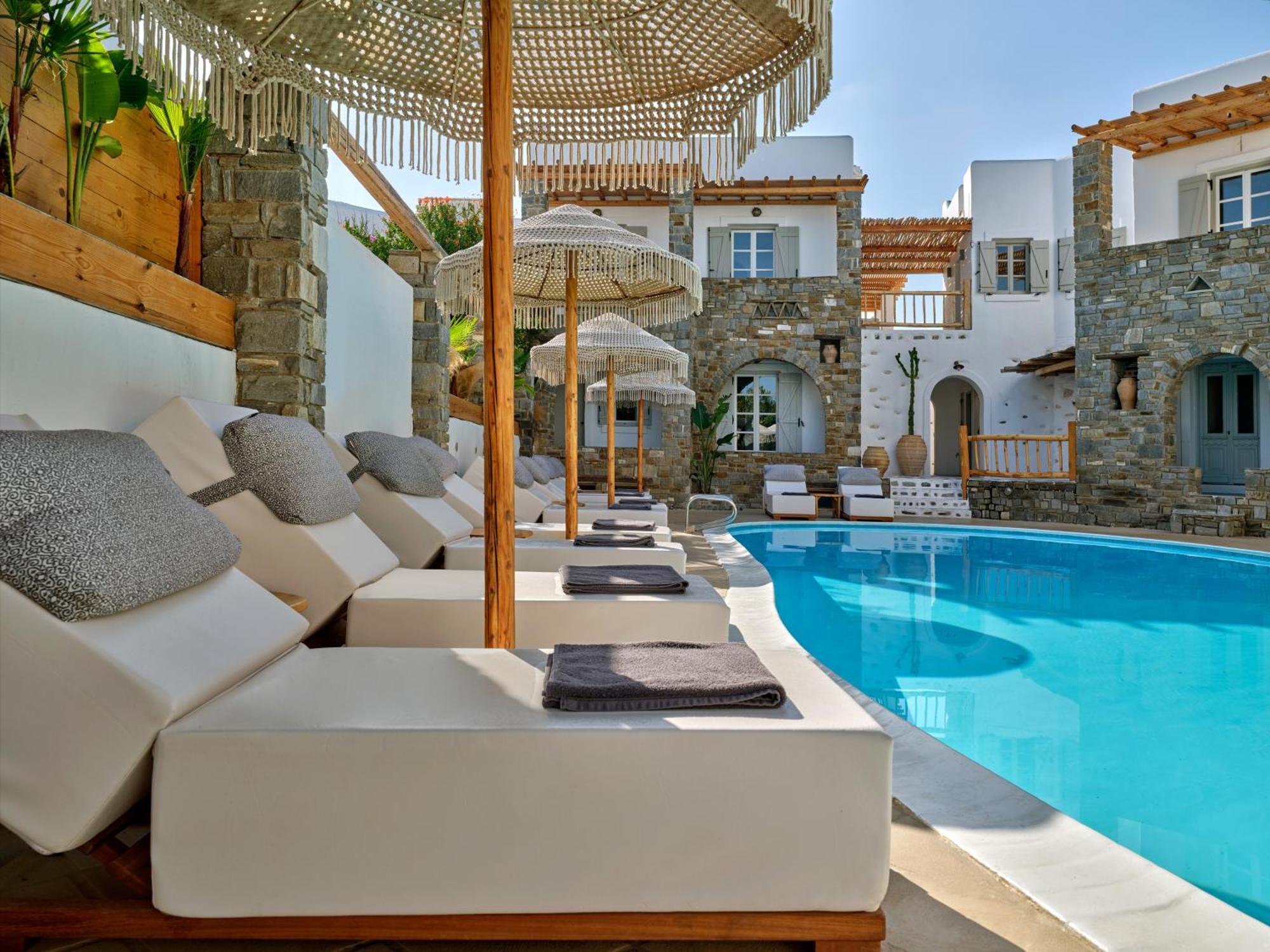 Hotel Zefi & 4*