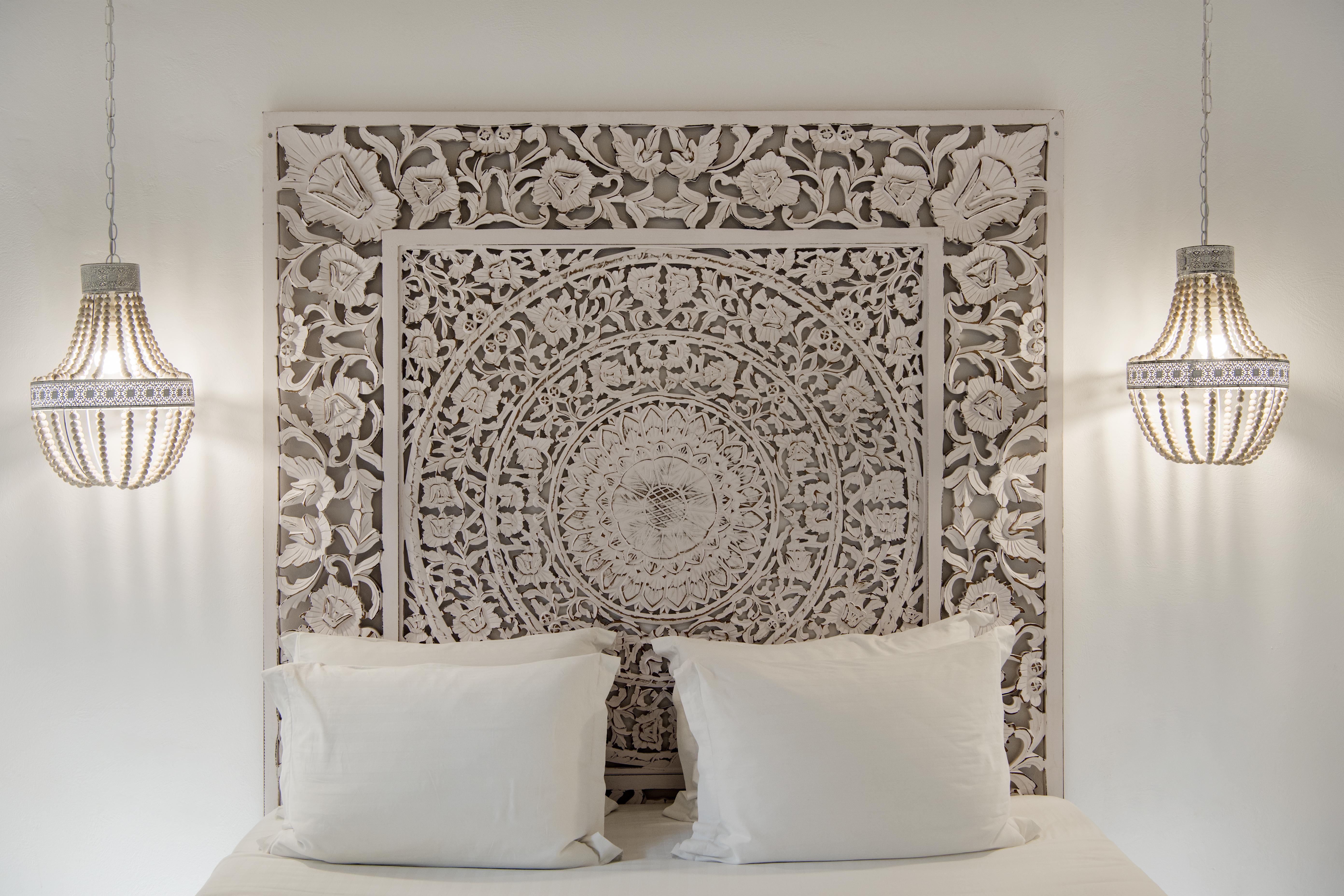 Zefi & Hotel Naousa (Paros)