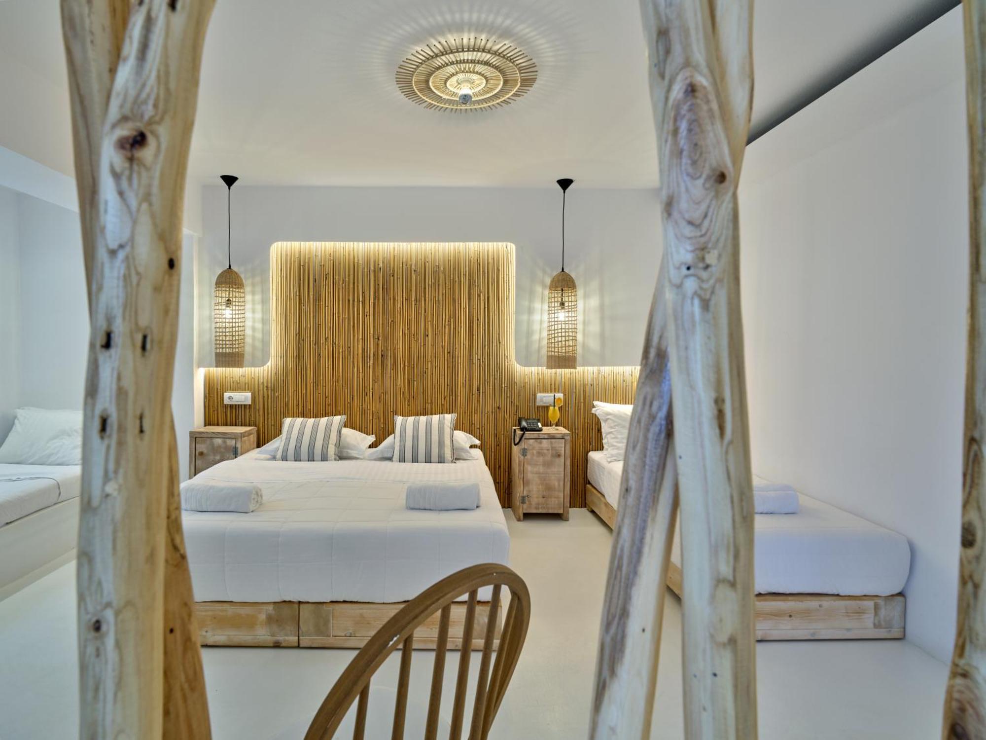 Zefi & Hotel 4*